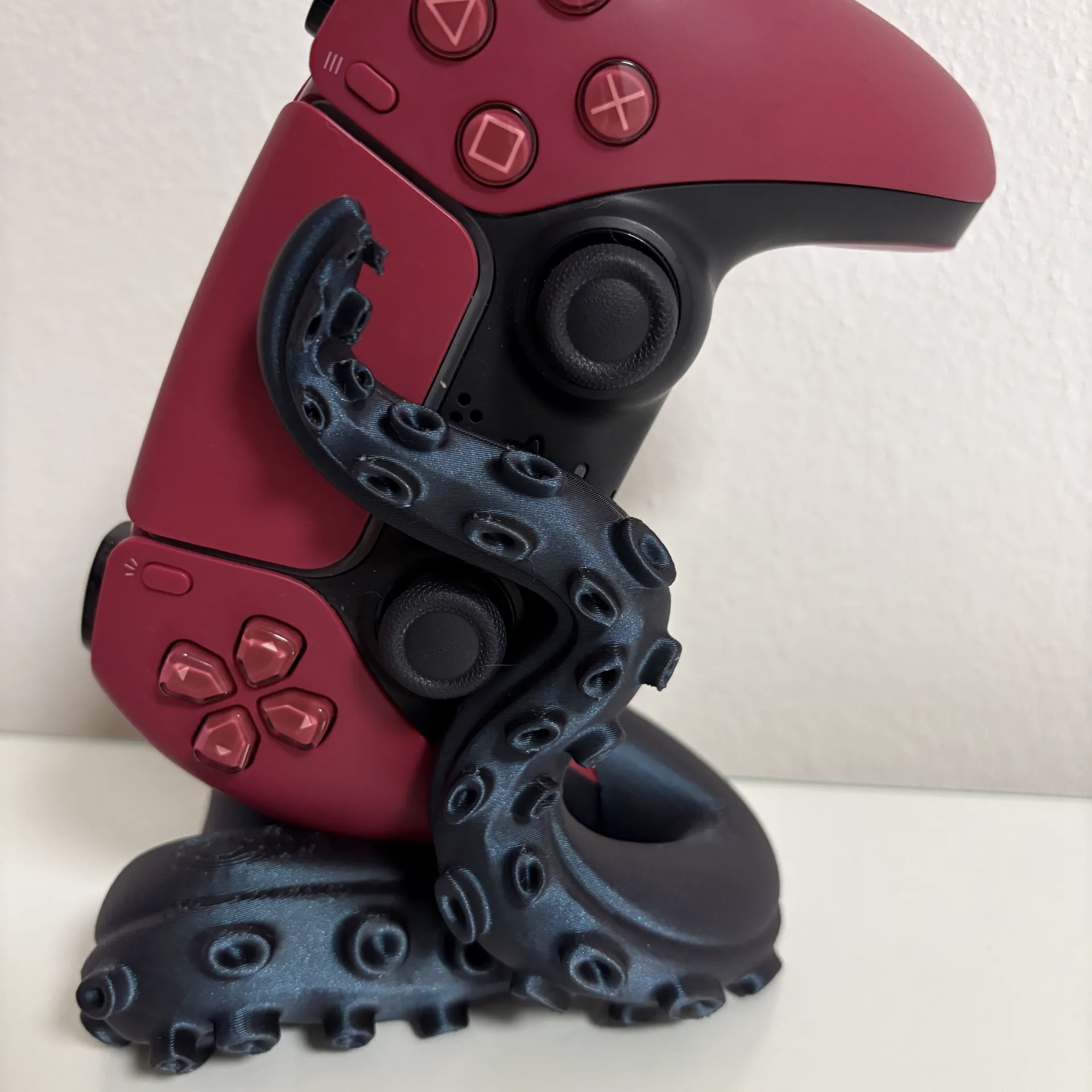 Desk Setup Ps5 - 3D Printed Octopus Game Controller Stand