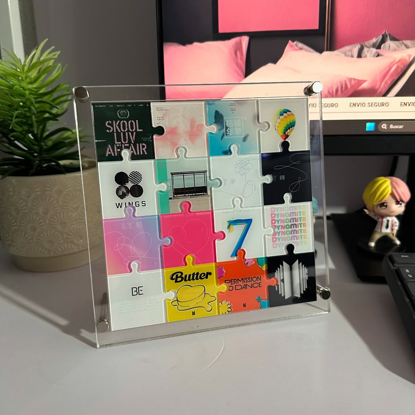 Custom Acrylic Puzzle Display  - Desk Setup Home recension och pris
